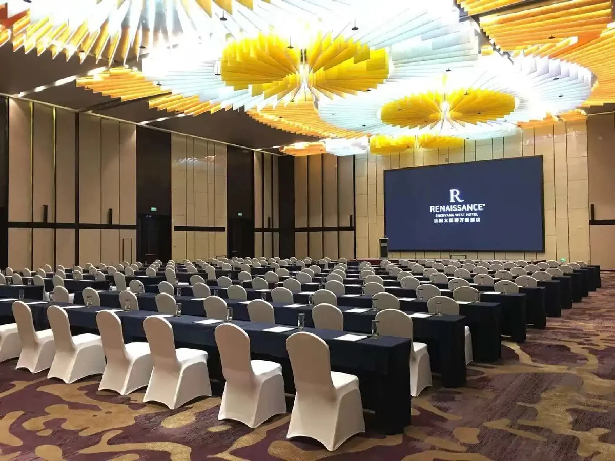 沈阳太阳狮万丽酒店会议厅